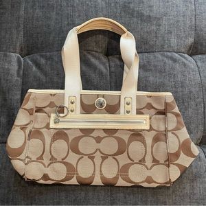 Coach Daisy Signature Khaki White/Cream Tote Purse